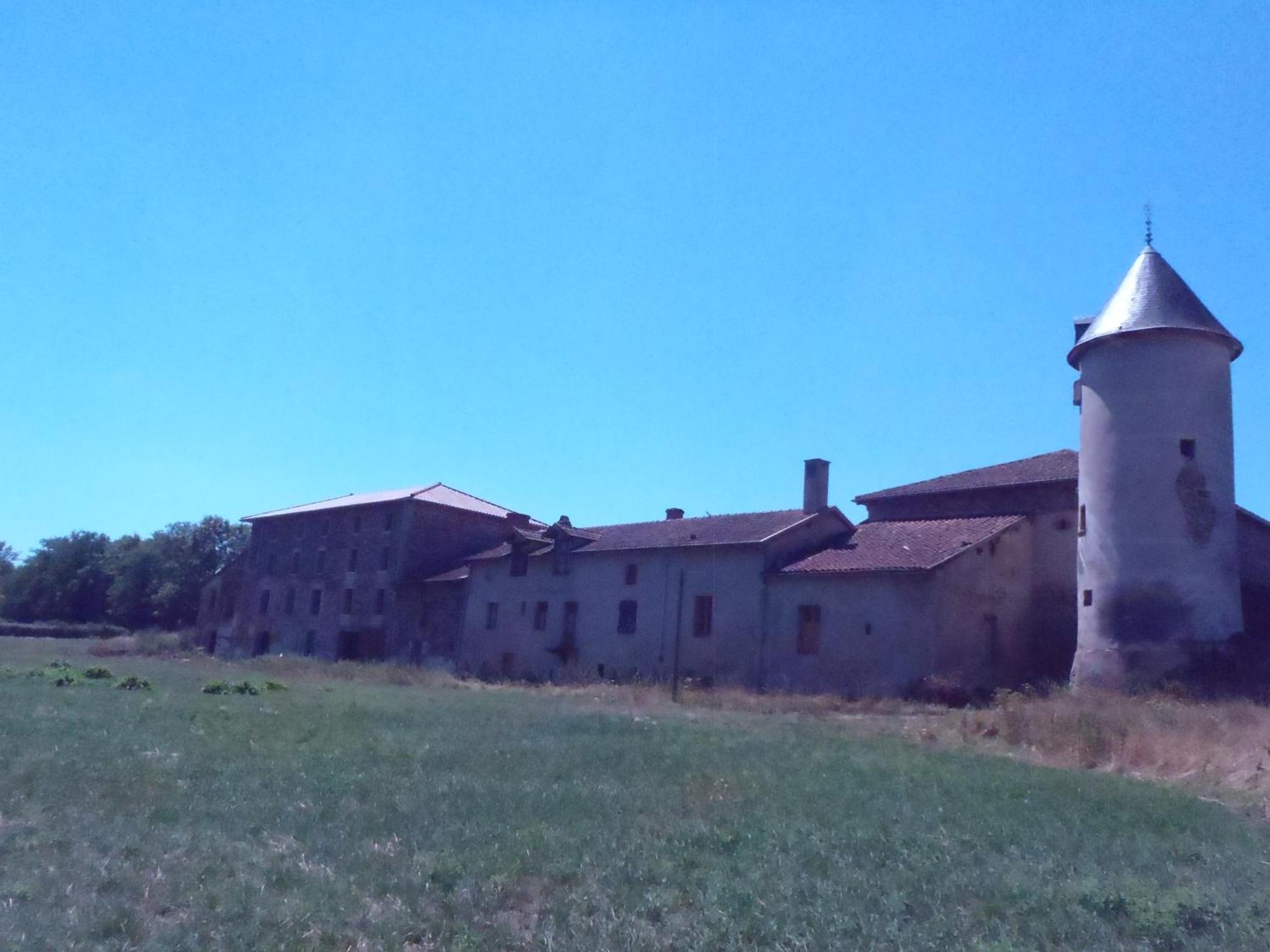 Dormez Dans La Chambre Du Meunier ! Acomodação com café da manhã Germolles-sur-Grosne Exterior foto